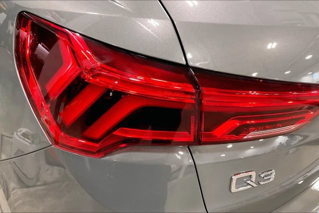 Certified 2024 Audi Q3 2.0T Premium Plus AWD/4WD image 29