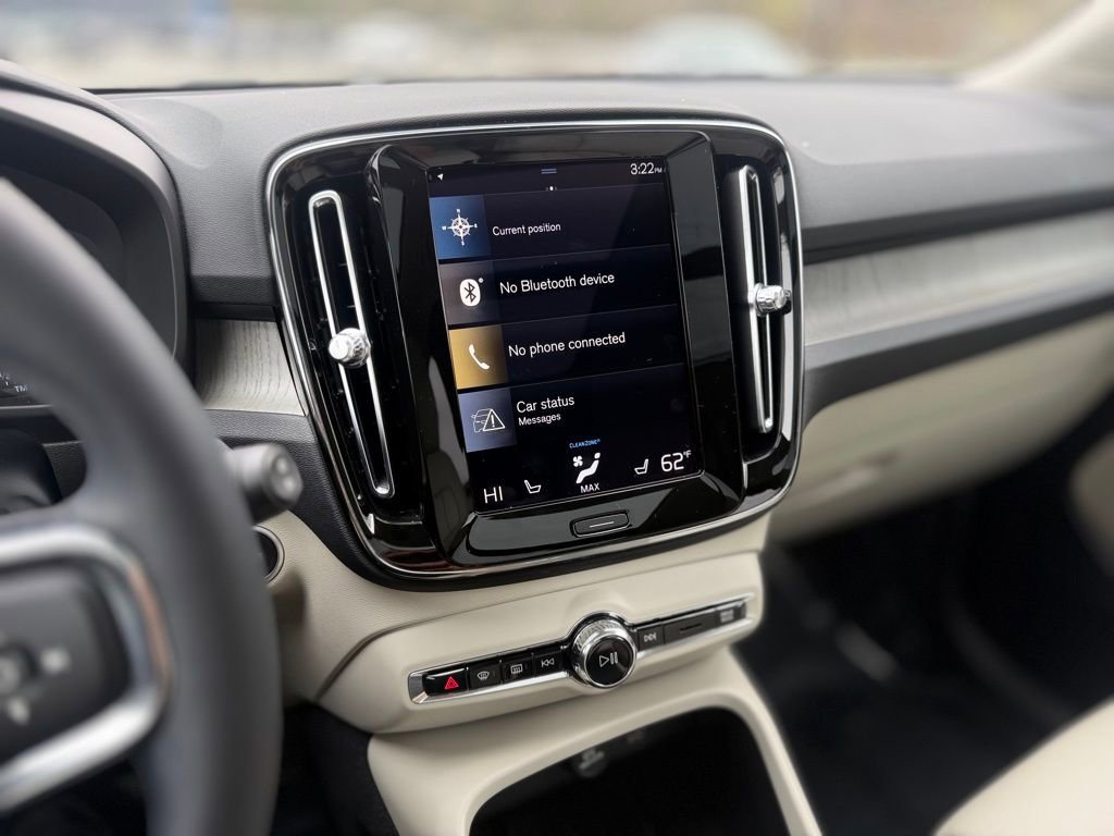 Used 2022 Volvo XC40 T5 Inscription image 19