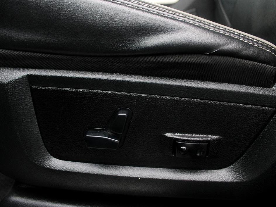 Used 2019 RAM 2500 Laramie image 31