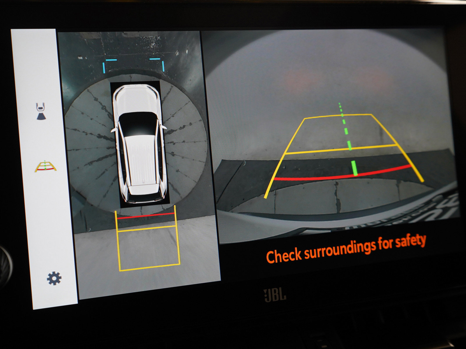 Used 2024 Toyota RAV4 Limited w/ Advanced Technology Package AWD/4WD image 31