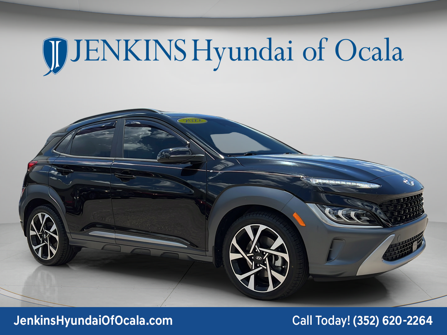 Certified 2022 Hyundai Kona Limited w/ Cargo Package