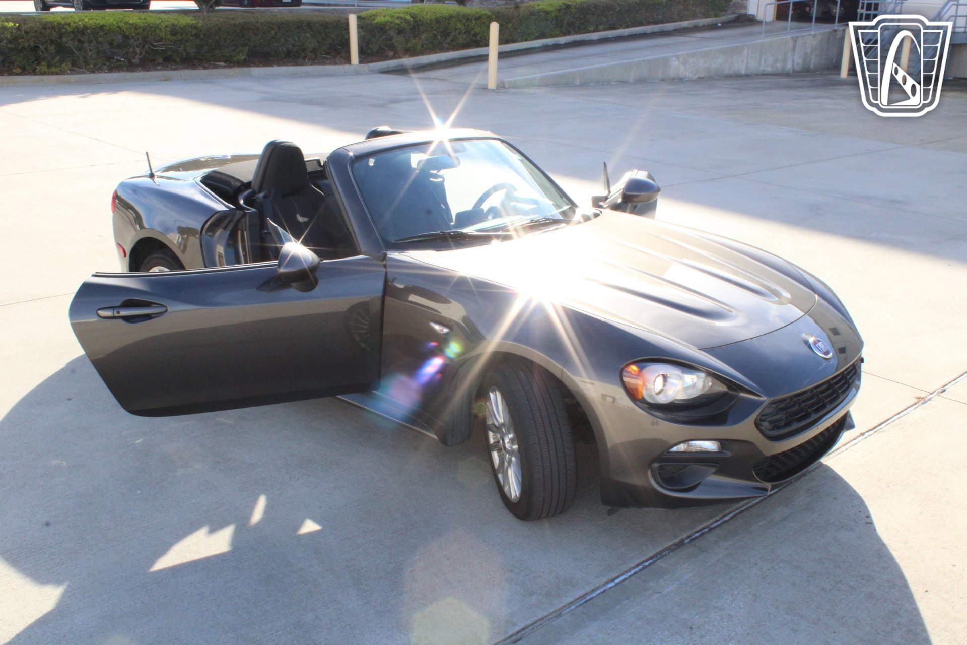 Used 2017 FIAT 124 Spider Classica image 10