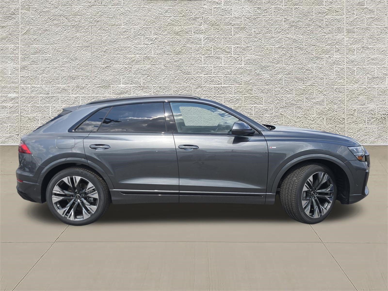 New 2027 Audi Q8 Premium Plus AWD/4WD image 8