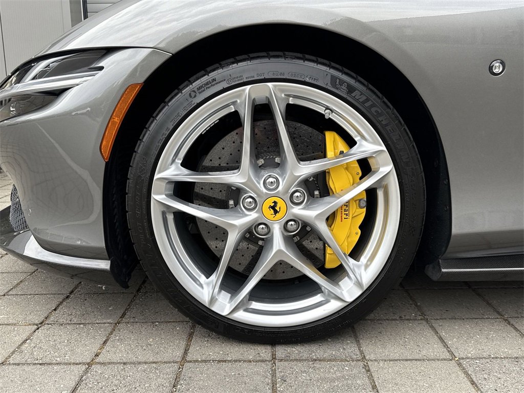 Certified 2023 Ferrari Roma image 10