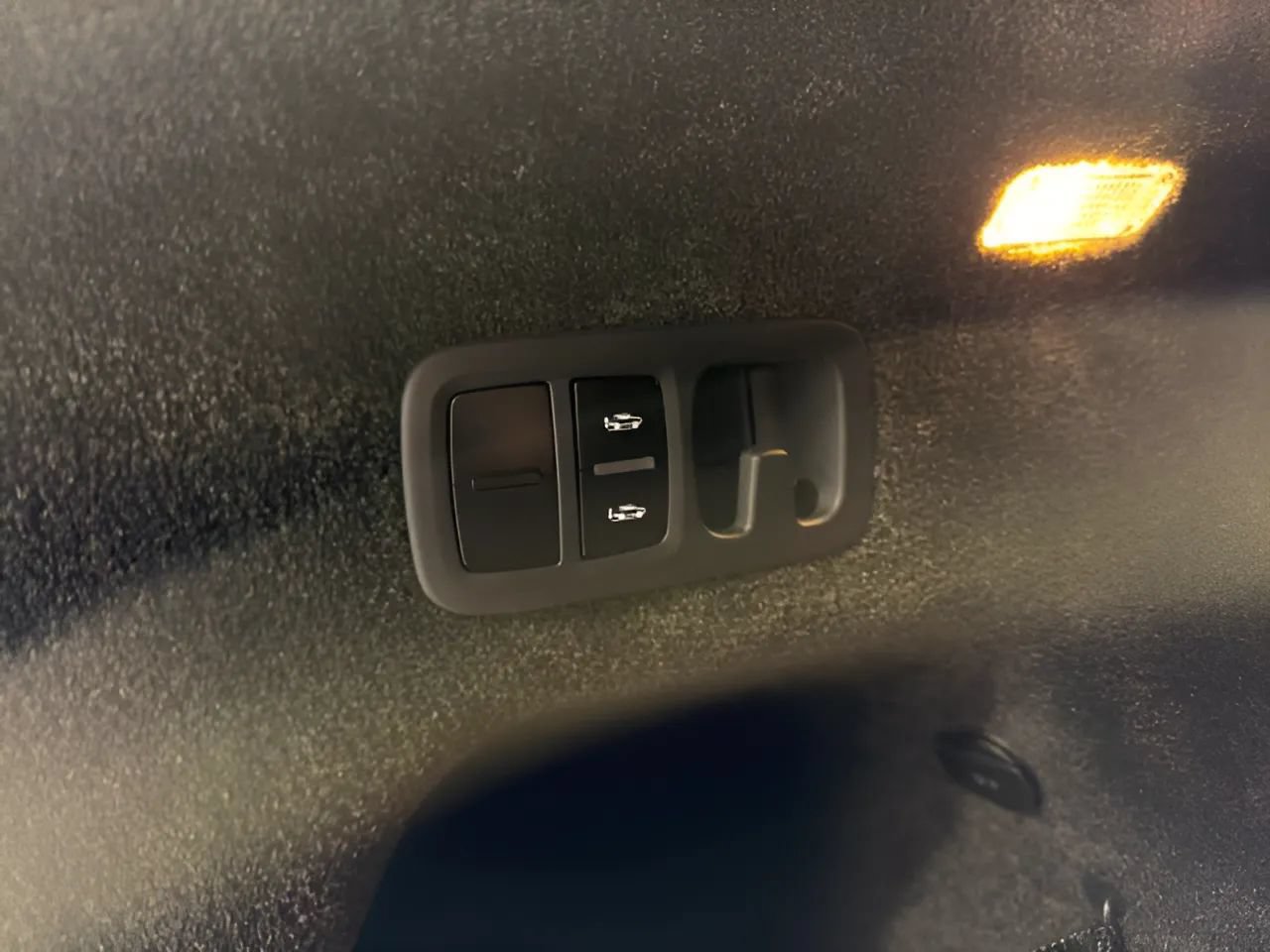 Used 2023 Bentley Bentayga AWD/4WD image 22