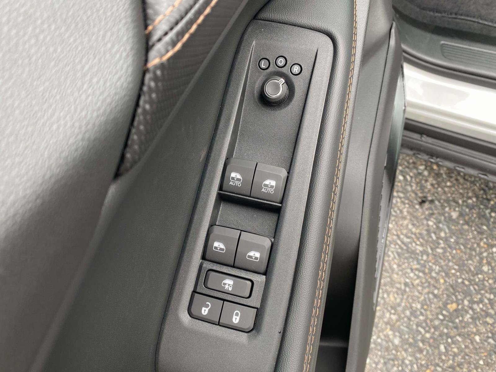 New 2026 Jeep Cherokee Overland AWD/4WD image 18