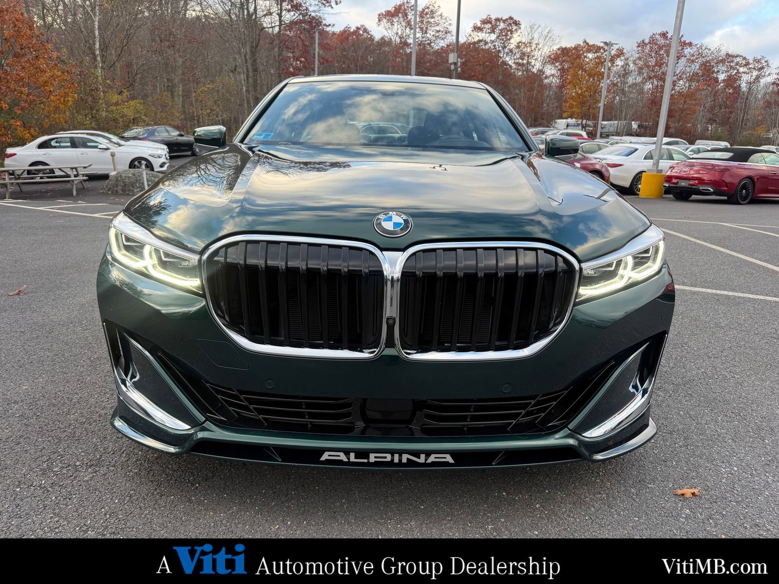 Used 2022 BMW ALPINA B7 xDrive w/ Luxury Rear Seating Package image 3