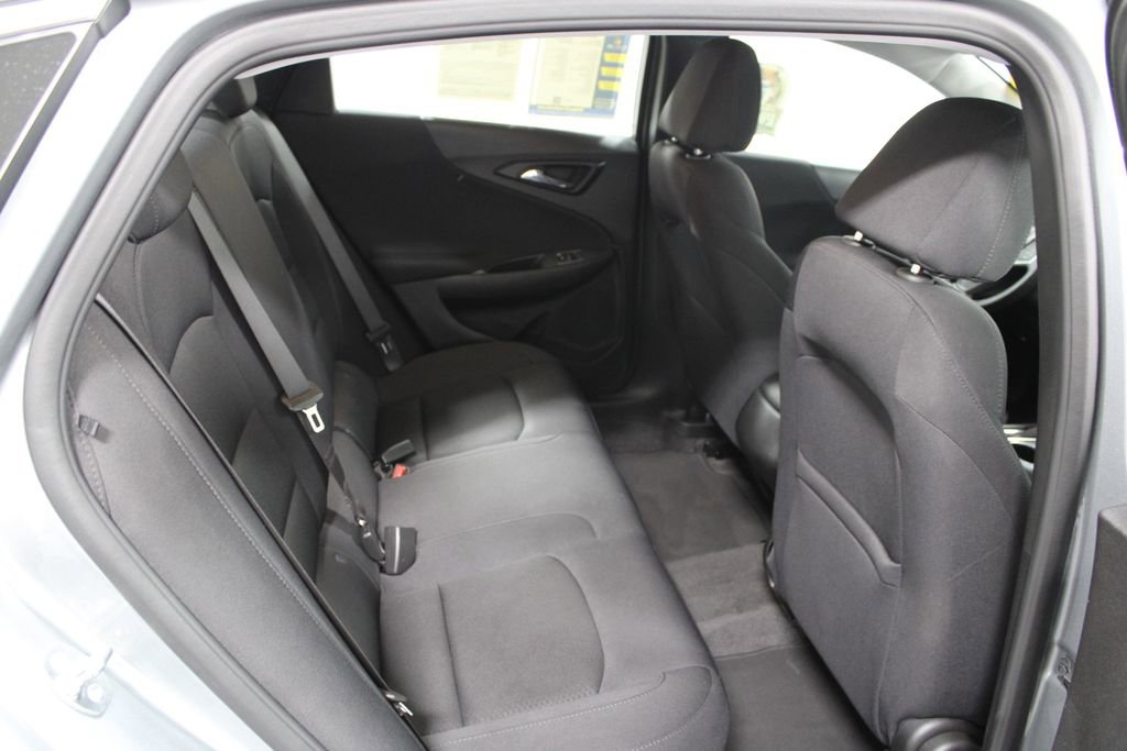 Used 2024 Chevrolet Malibu RS image 28