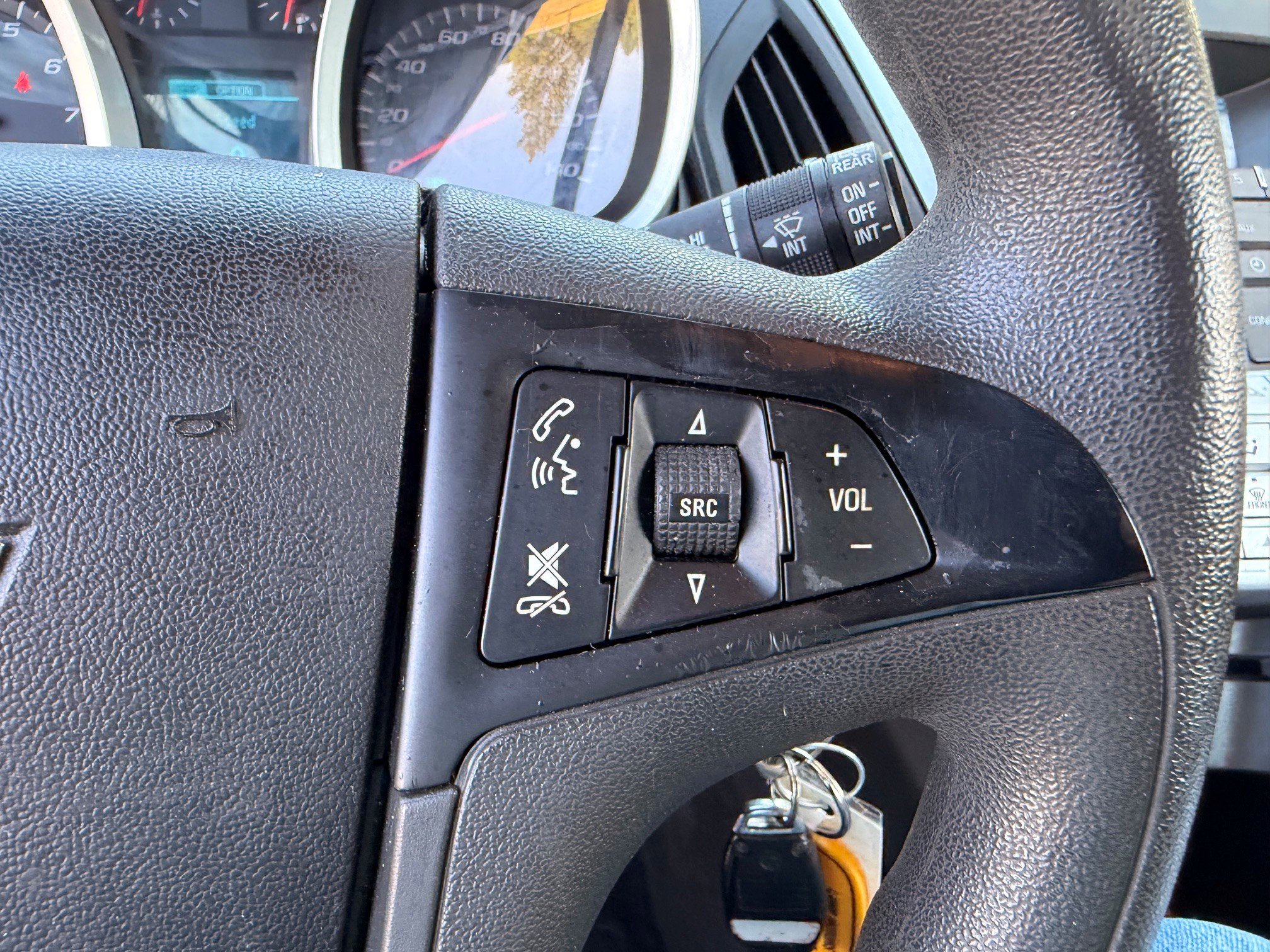 Used 2014 Chevrolet Equinox LS FWD image 16
