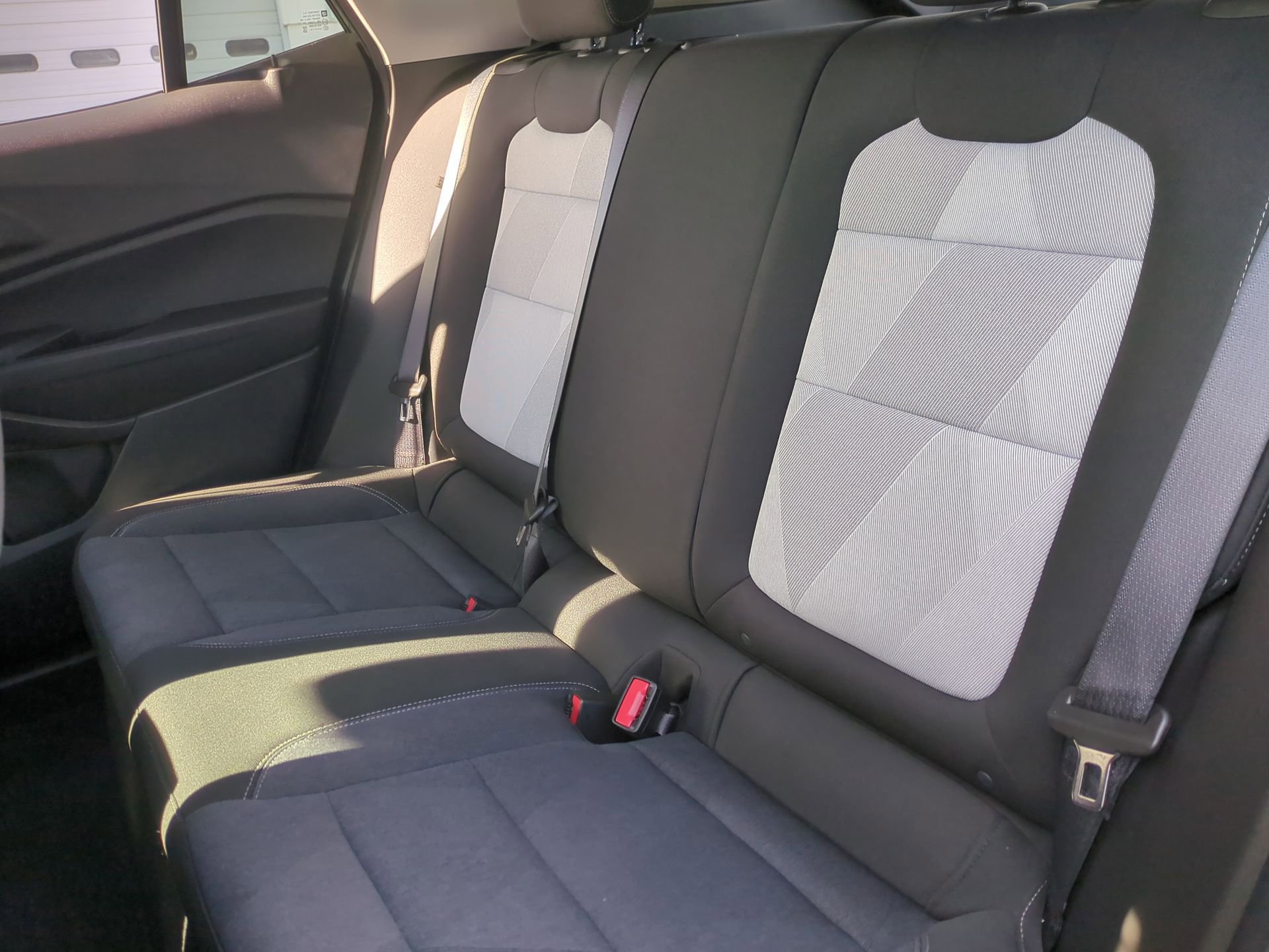 Certified 2025 Chevrolet Trax LS image 23