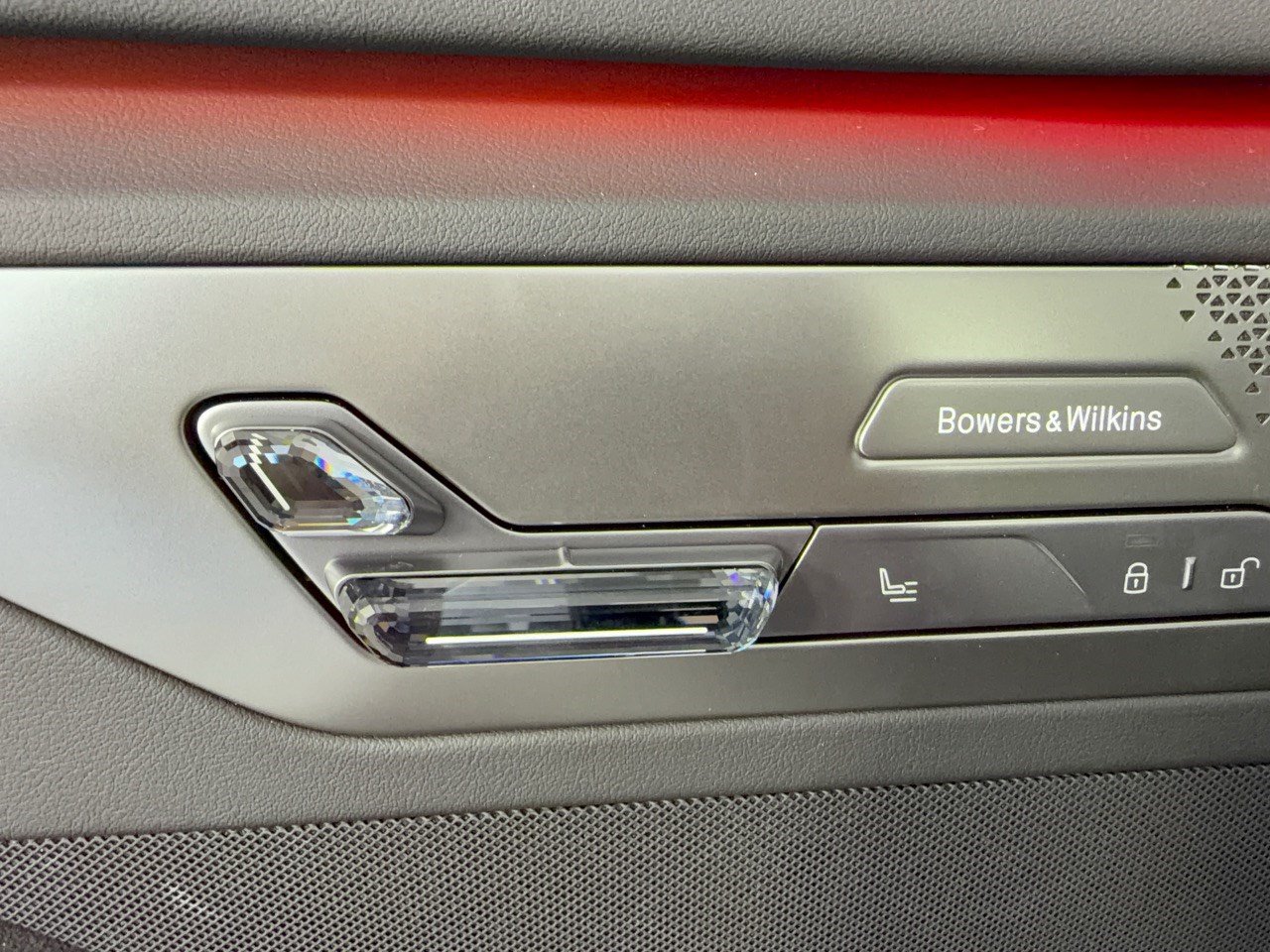 New 2027 BMW 740i w/ Executive Package RWD image 16