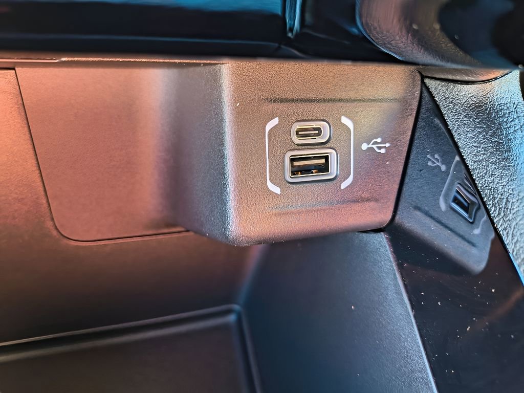 New 2026 Jeep Compass Latitude image 23