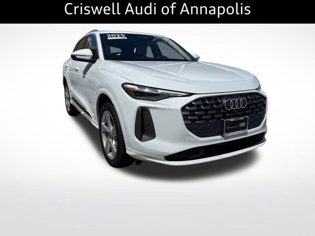 Certified 2025 Audi Q5 Premium Plus w/ Premium Plus AWD/4WD image 10