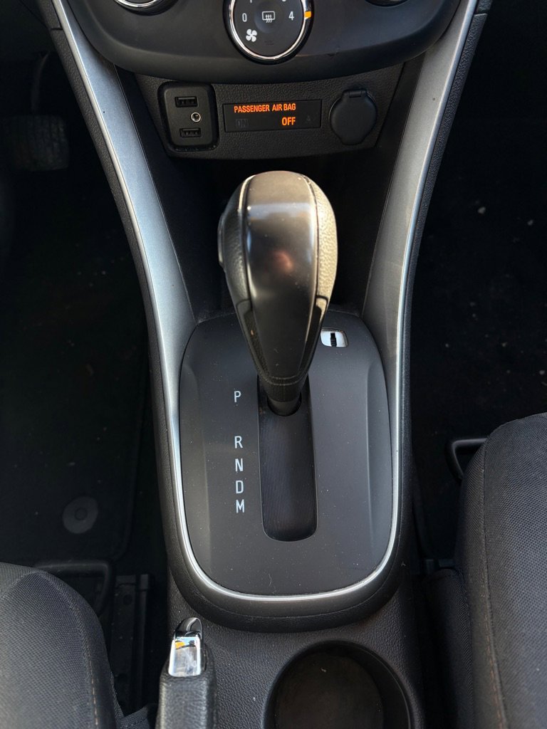 Used 2019 Chevrolet Trax LS image 20