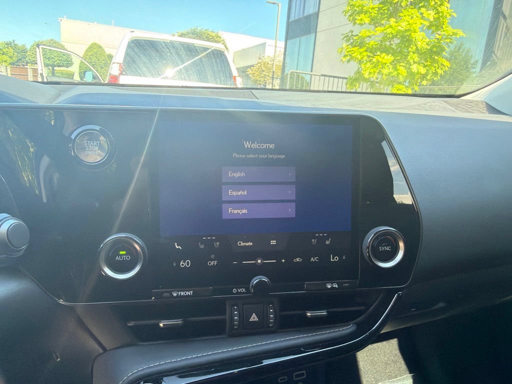 Certified 2025 Lexus NX 250 FWD w/ Accessory Package (2T) image 32