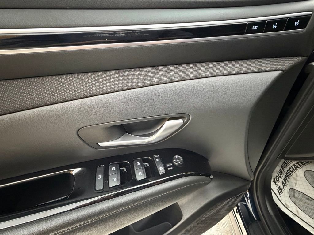 Used 2023 Hyundai Tucson Limited AWD/4WD image 28