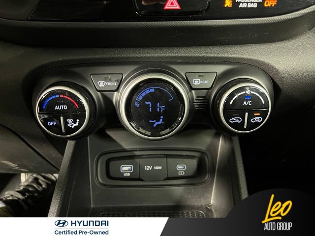 Used 2023 Hyundai Venue SEL FWD image 14