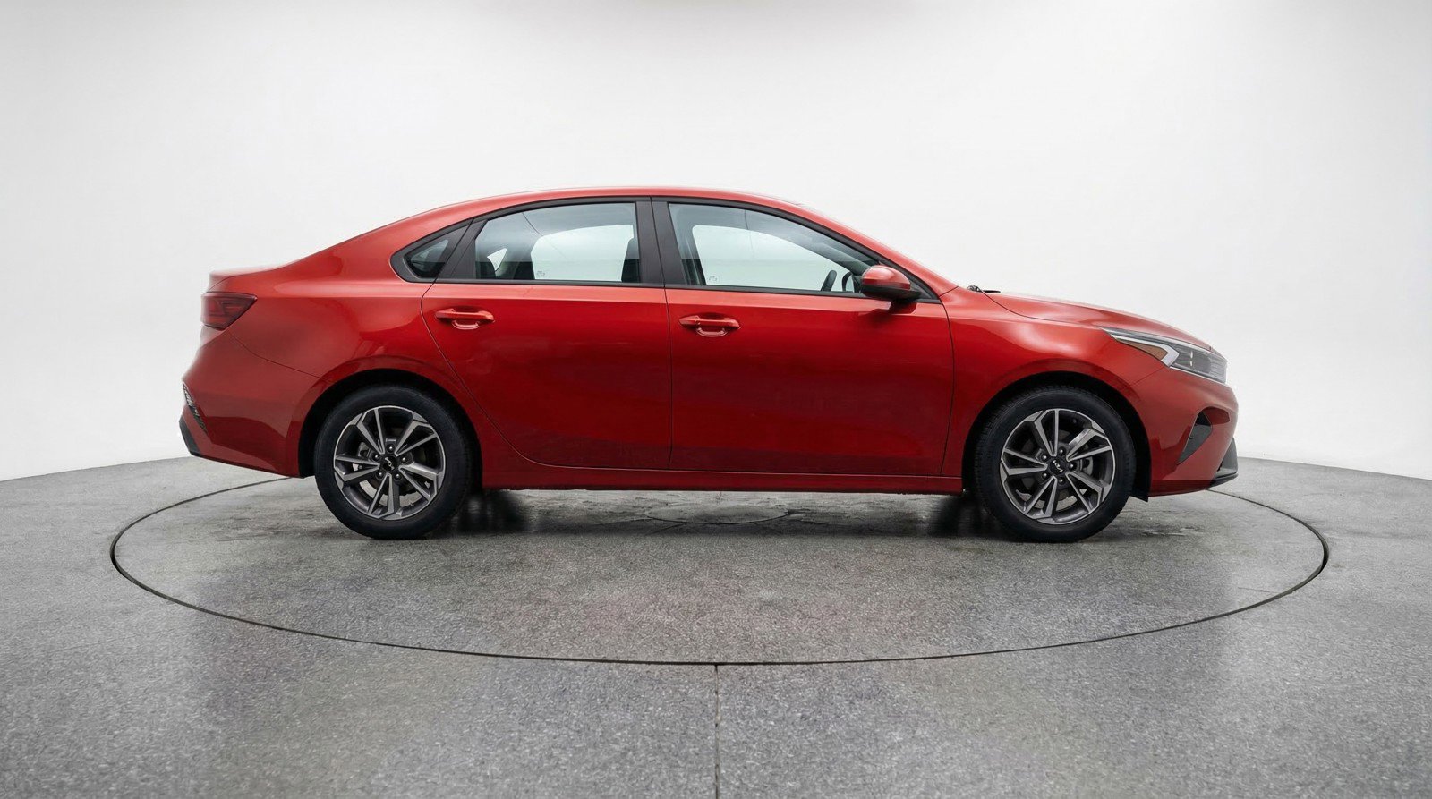 Used 2024 Kia Forte LXS FWD image 11