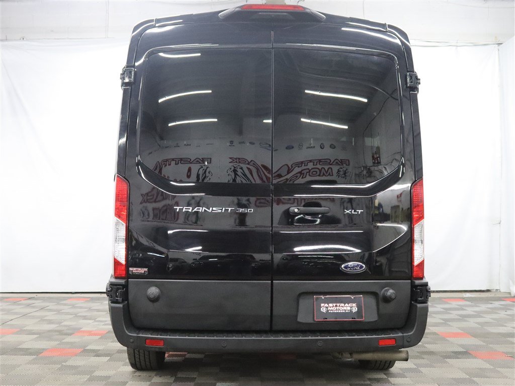 Used 2024 Ford Transit 350 XLT RWD image 5