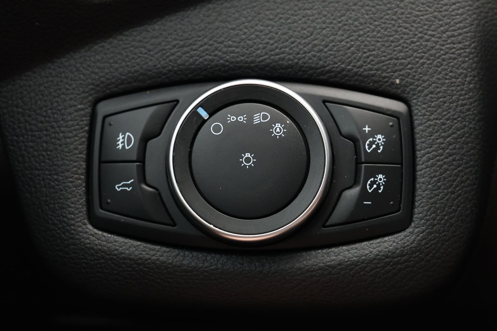 Used 2017 Ford Escape SE AWD/4WD image 22