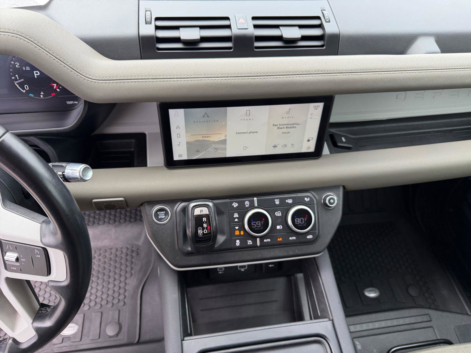 Used 2021 Land Rover Defender 110 S image 9