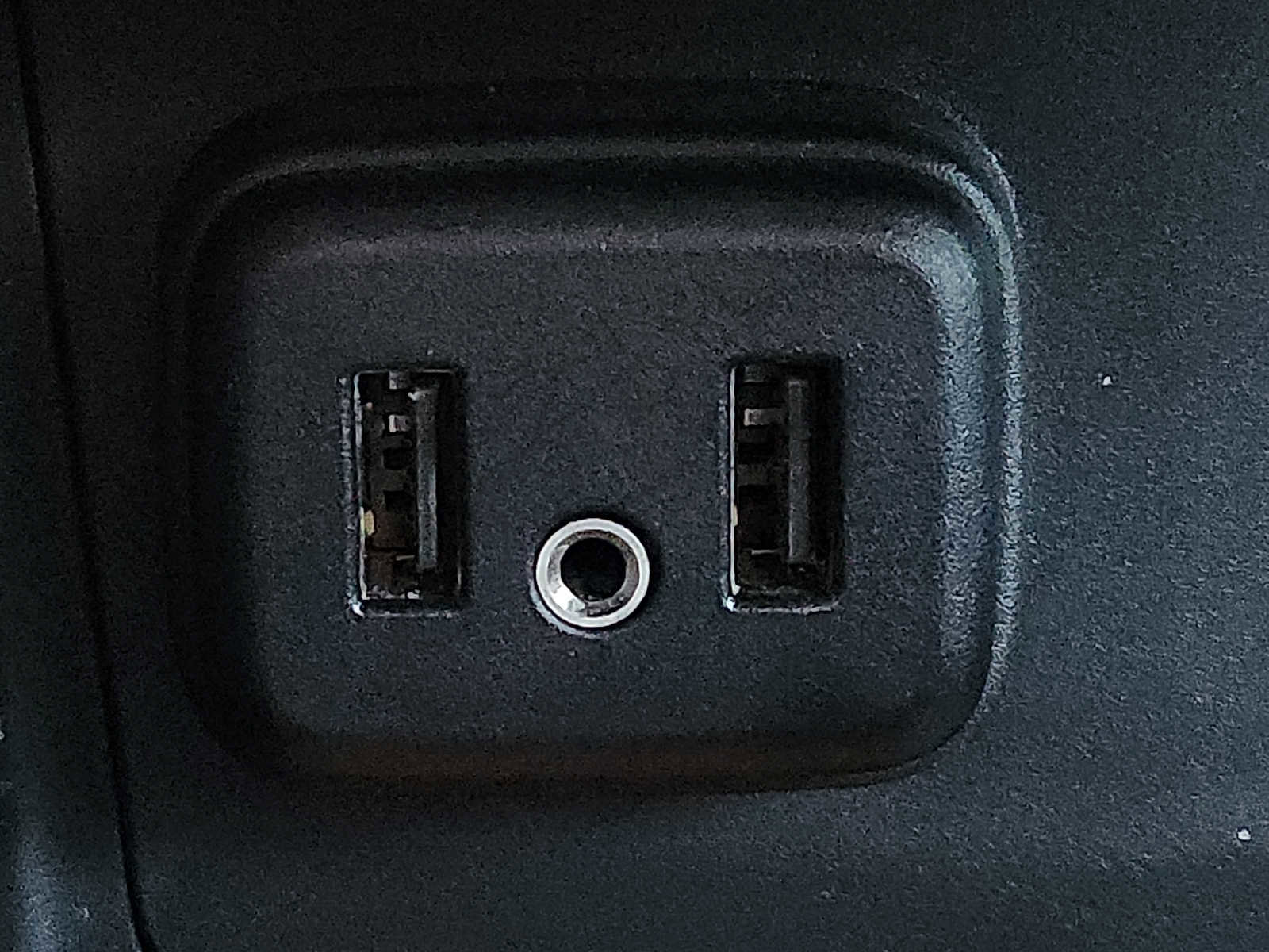 Used 2021 Chevrolet Colorado Z71 image 22