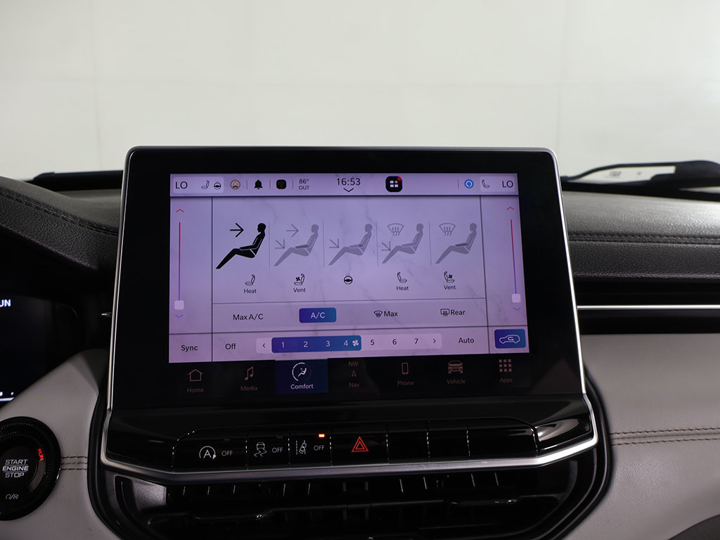 Used 2023 Jeep Compass Limited w/ Elite Group AWD/4WD image 44