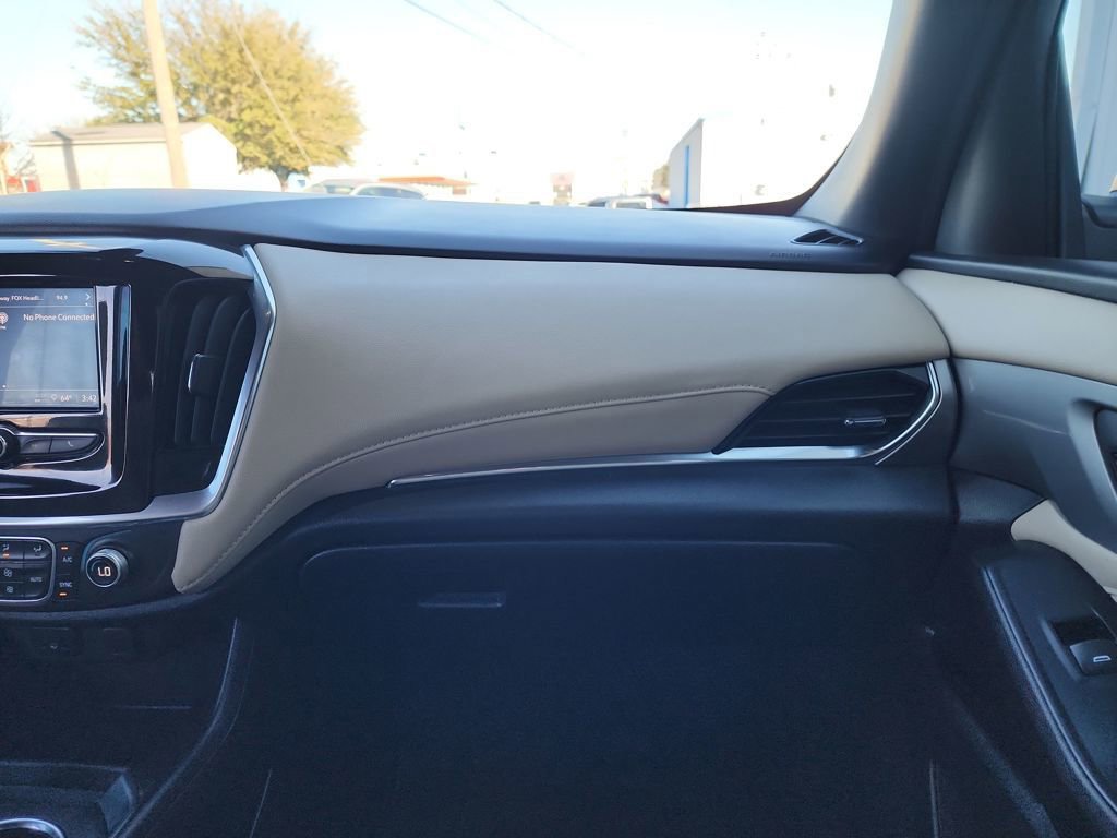 Certified 2023 Chevrolet Traverse LS w/ Safety Package image 33