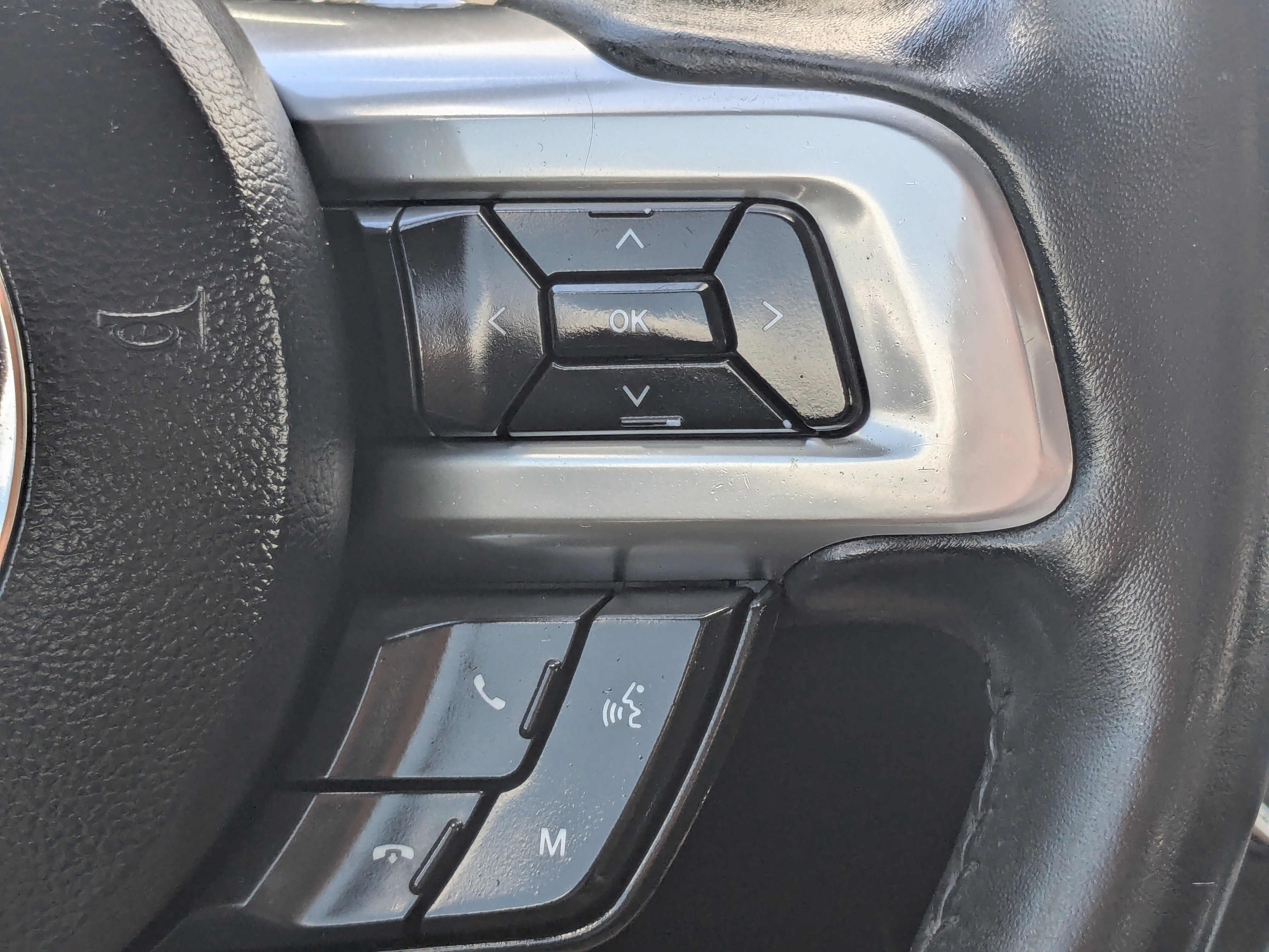 Used 2018 Ford Mustang Coupe w/ Equipment Group 101A image 27