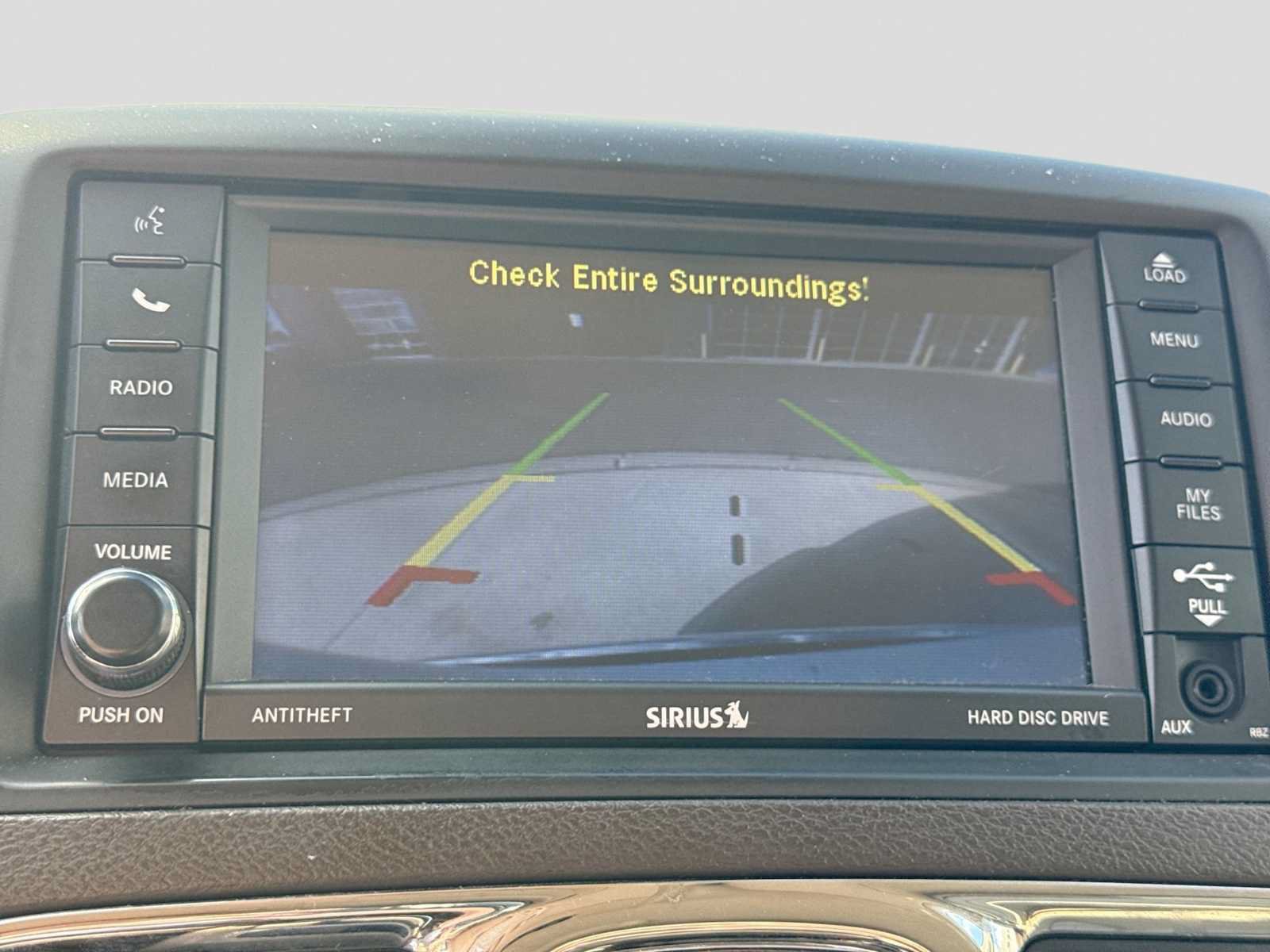 Used 2014 Chrysler Town & Country Touring-L FWD image 26
