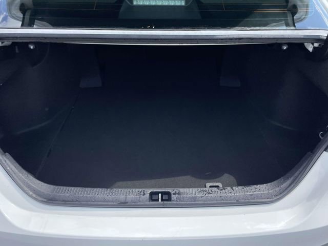 Used 2019 Toyota Camry LE FWD image 18