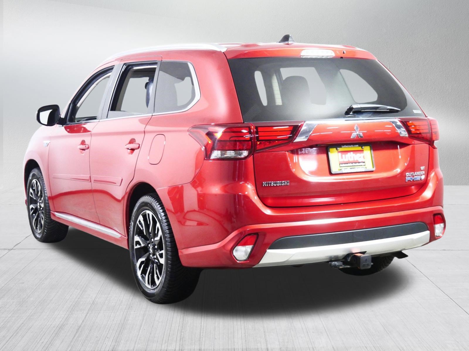 Used 2018 Mitsubishi Outlander GT AWD/4WD image 5