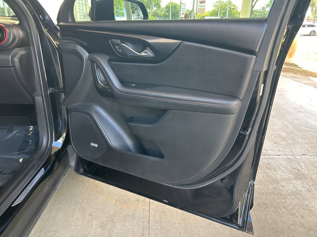 Used 2021 Chevrolet Blazer RS w/ Enhanced Convenience Package image 30