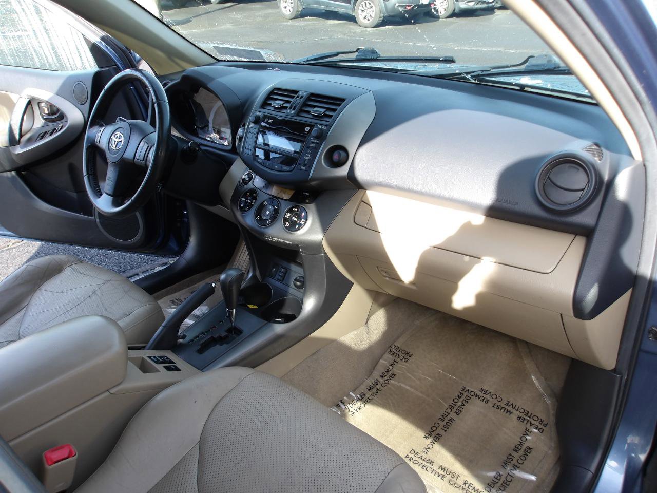 Used 2010 Toyota RAV4 Limited AWD/4WD image 14