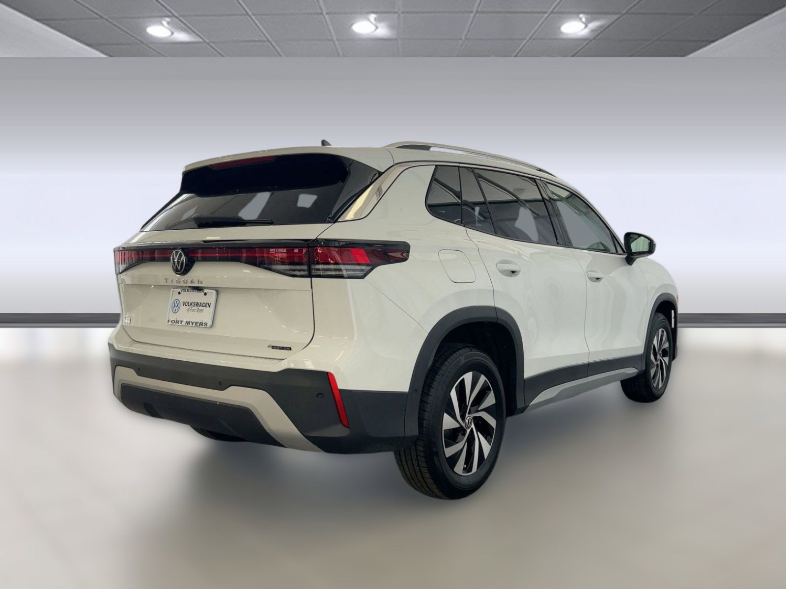 New 2026 Volkswagen Tiguan S AWD/4WD image 9