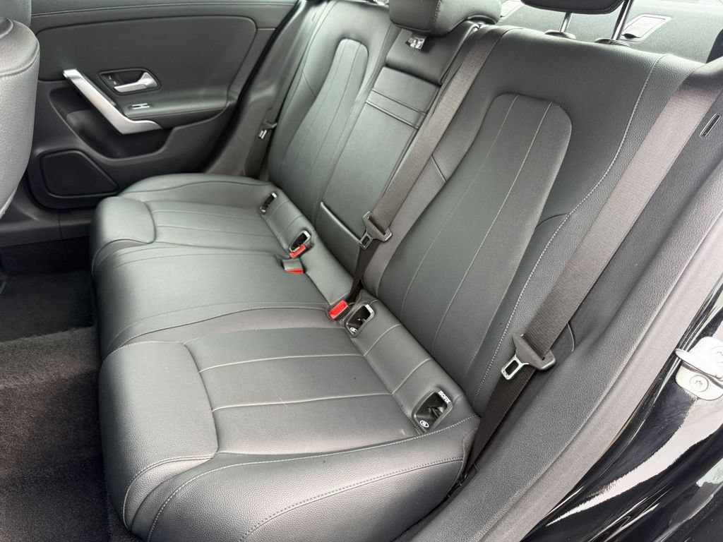 Used 2025 Mercedes-Benz CLA 250 4MATIC image 26