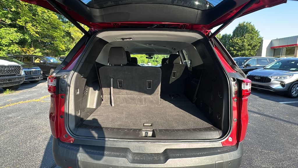 Used 2021 Chevrolet Traverse LT FWD image 29