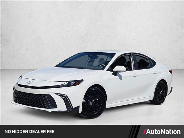 Used 2026 Toyota Camry SE FWD image 1