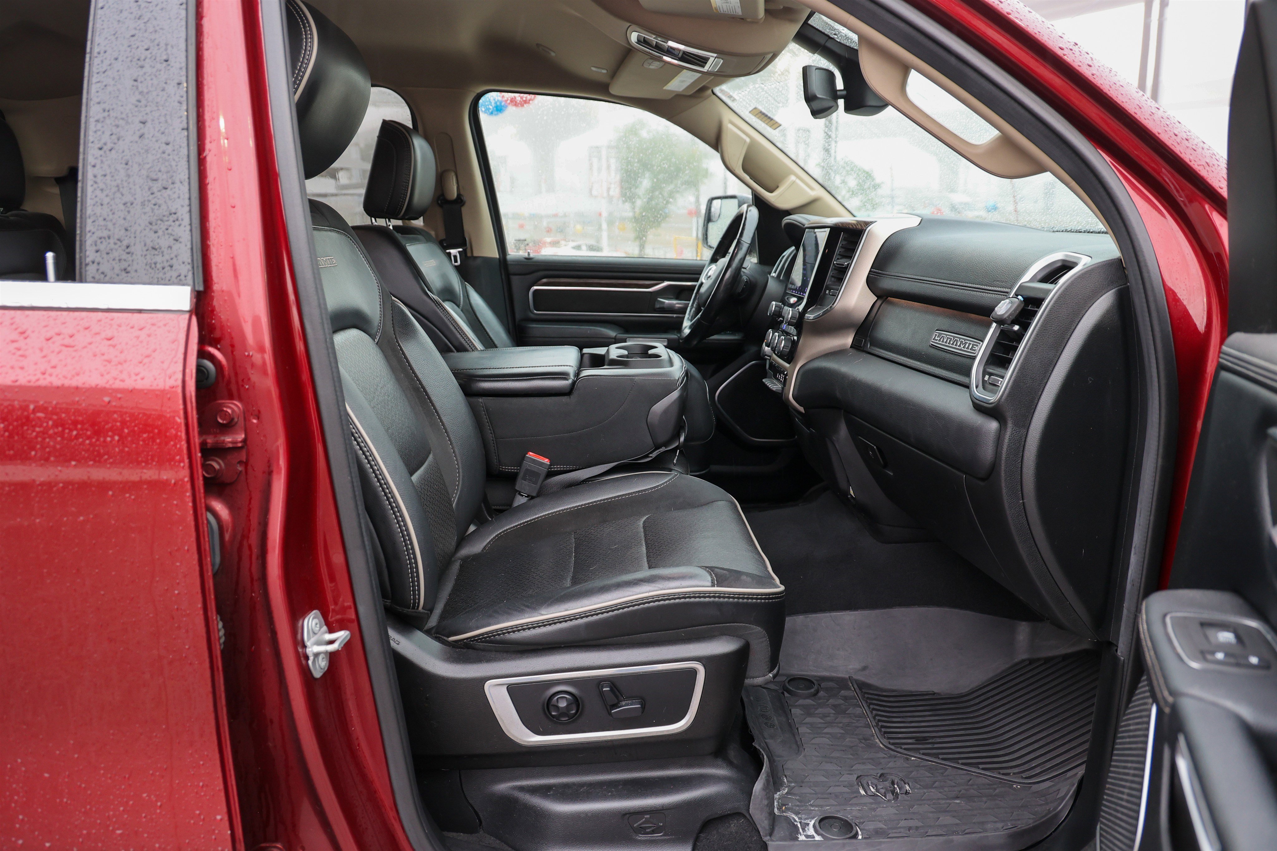 Used 2019 RAM 1500 Laramie AWD/4WD image 48