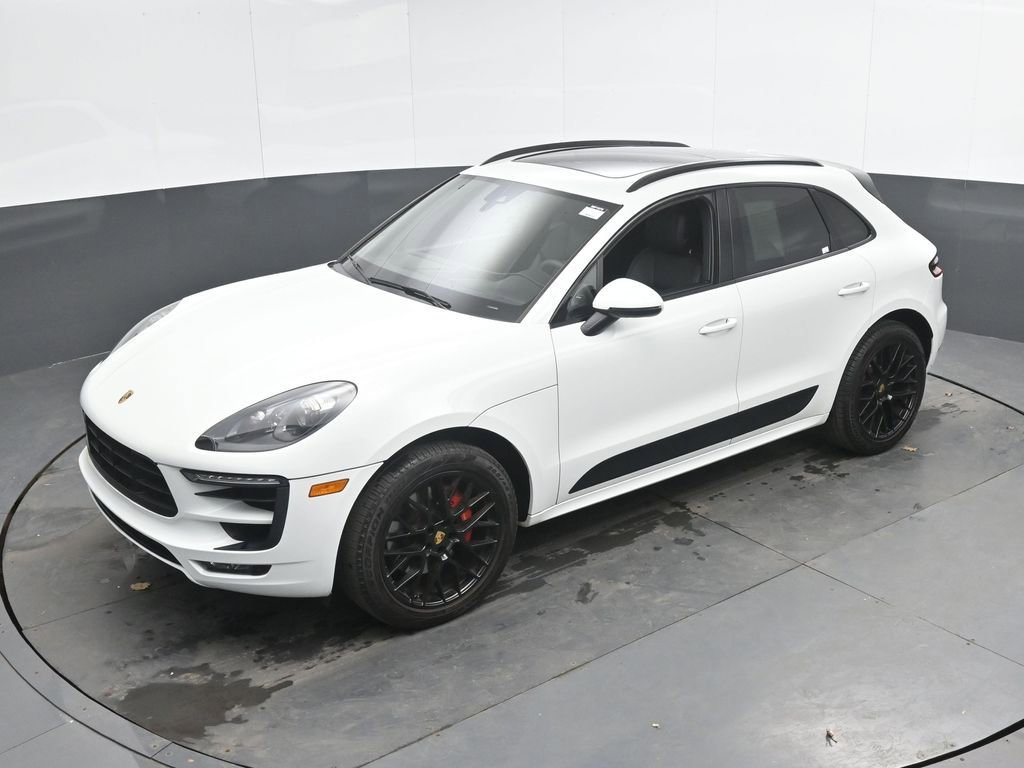 Used 2018 Porsche Macan GTS w/ Premium Package Plus image 36