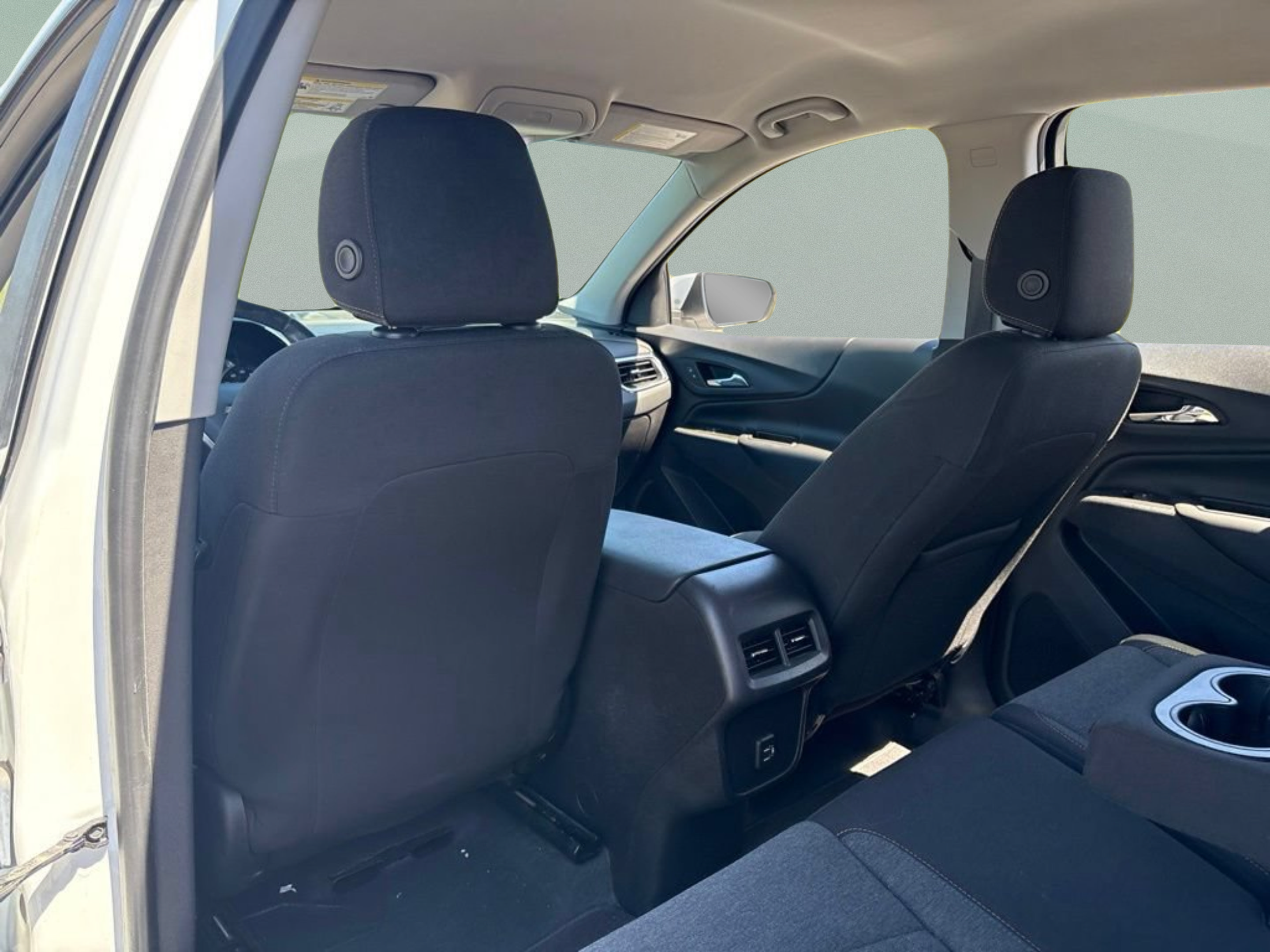 Used 2022 Chevrolet Equinox LT FWD image 23