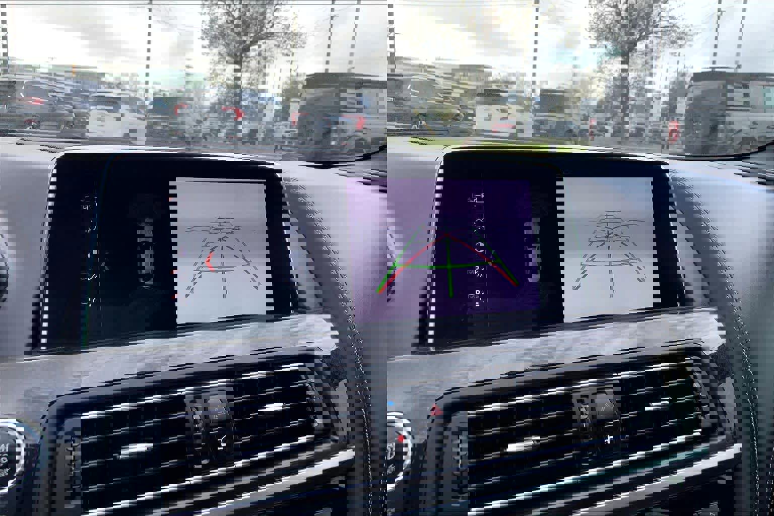 Used 2018 BMW 650i Gran Coupe xDrive image 28