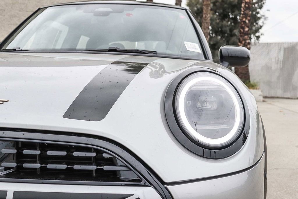 New 2026 MINI Cooper 2-Door Hardtop image 8