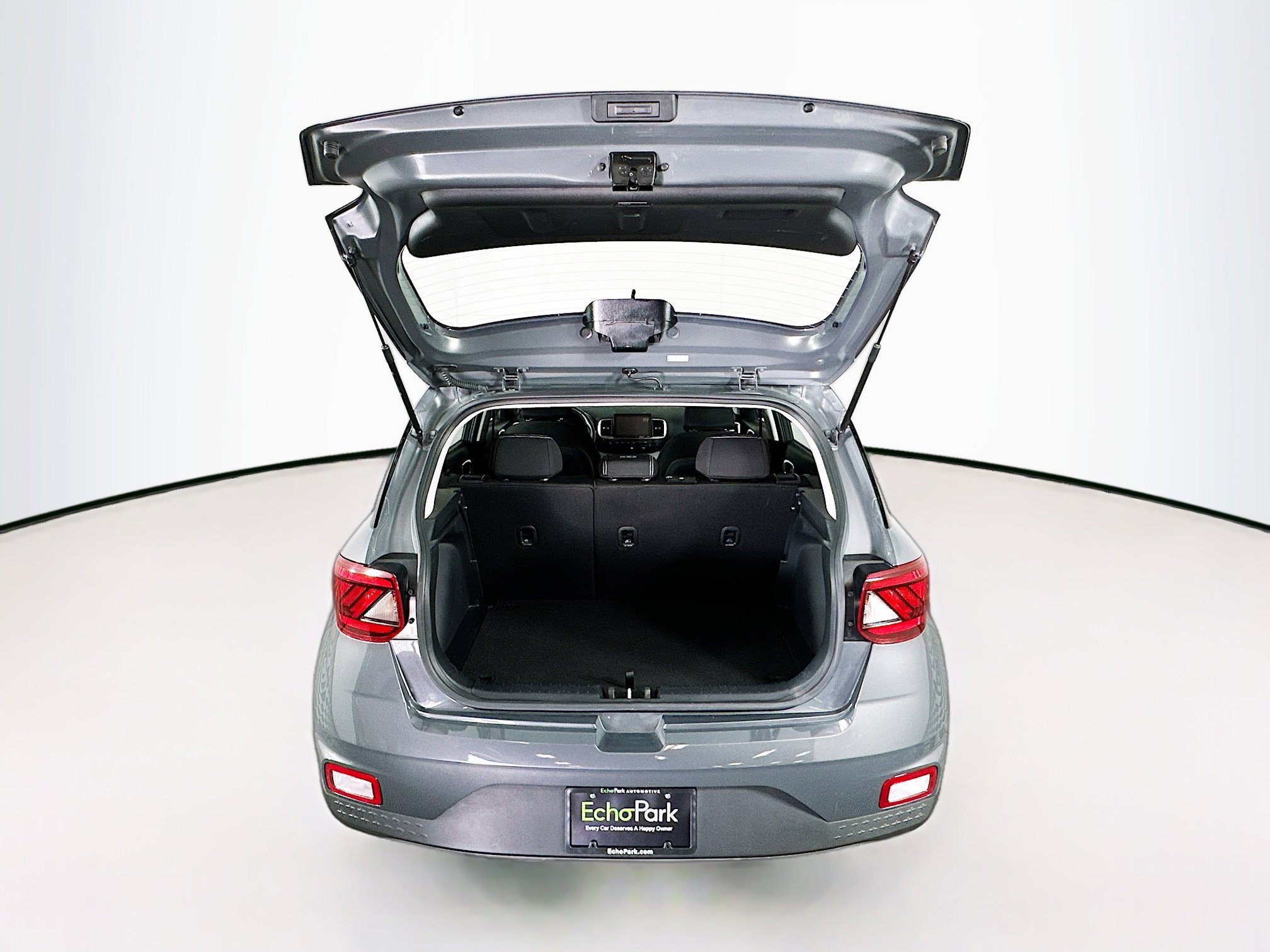 Used 2025 Hyundai Venue SEL FWD image 28