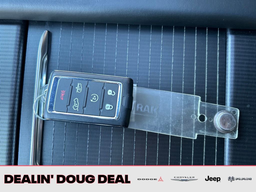 Used 2024 Jeep Grand Wagoneer Series III w/ Rear Seat Video Group 1 image 30