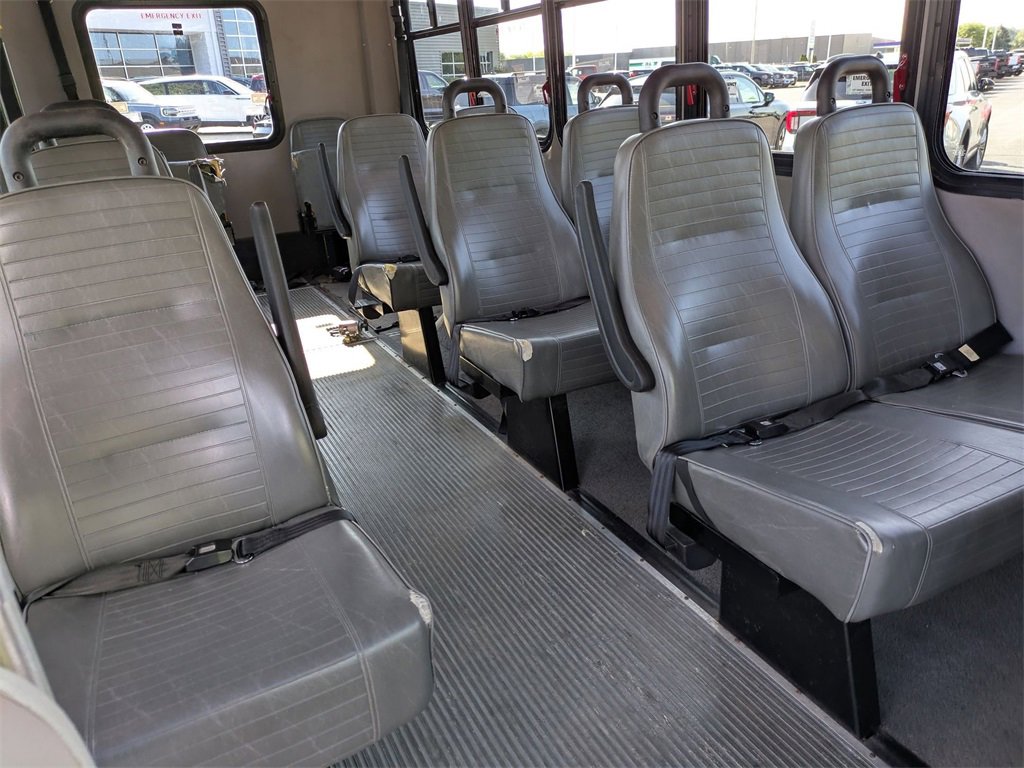 Used 2012 Ford E-450 and Econoline 450 Super Duty w/ Shuttle Bus Prep Pkg image 17