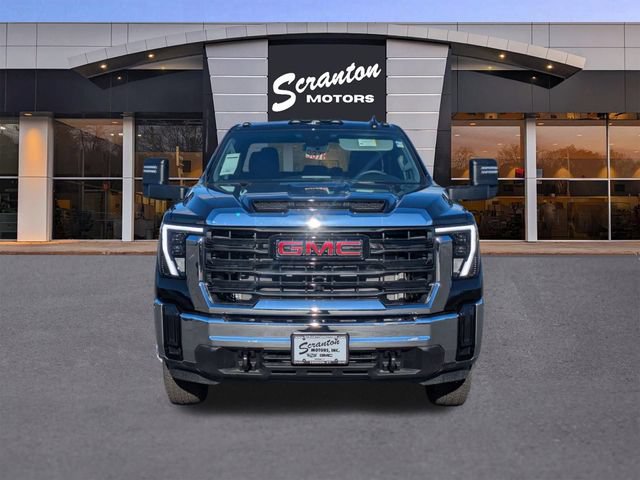 New 2025 GMC Sierra 3500 Pro w/ Convenience Package AWD/4WD image 8