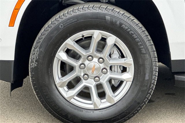 New 2026 Chevrolet Tahoe LS w/ LPO, Dark Essentials Package image 38