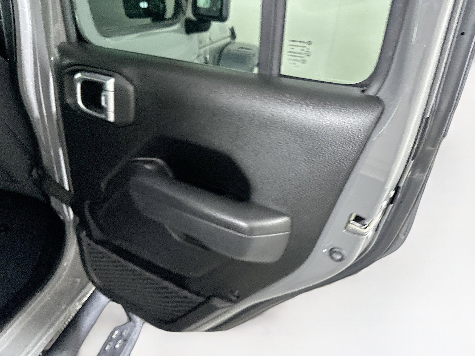 Used 2023 Jeep Wrangler Unlimited image 29