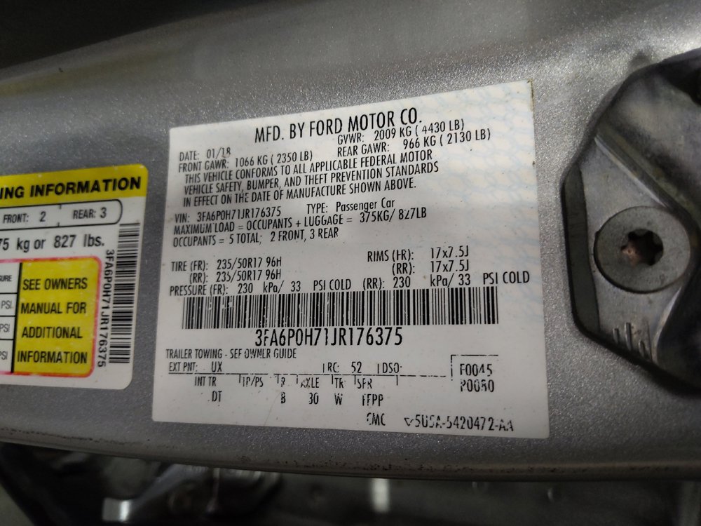 Used 2018 Ford Fusion SE w/ Fusion SE Technology Package FWD image 33